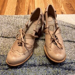 Morenatom Leather Tan Women's Shoes
